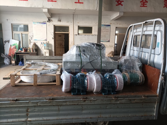 振動平臺、電機發貨