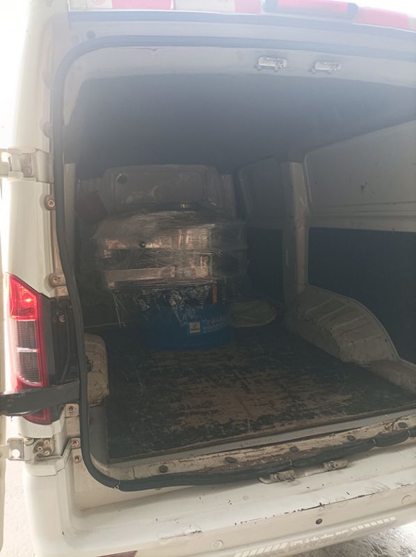 旋振篩專車發貨