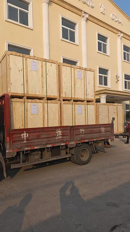 出口5臺1500型旋振篩發貨